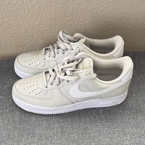 Nike Cream and White Casual Sneakers